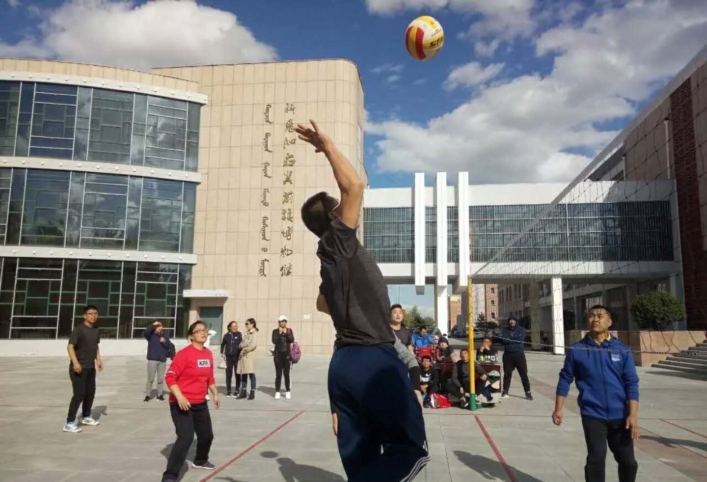 关于湖南男篮团结协作,共同赢得胜利的信息 关于湖南男篮团结协作,共同赢得胜利的信息